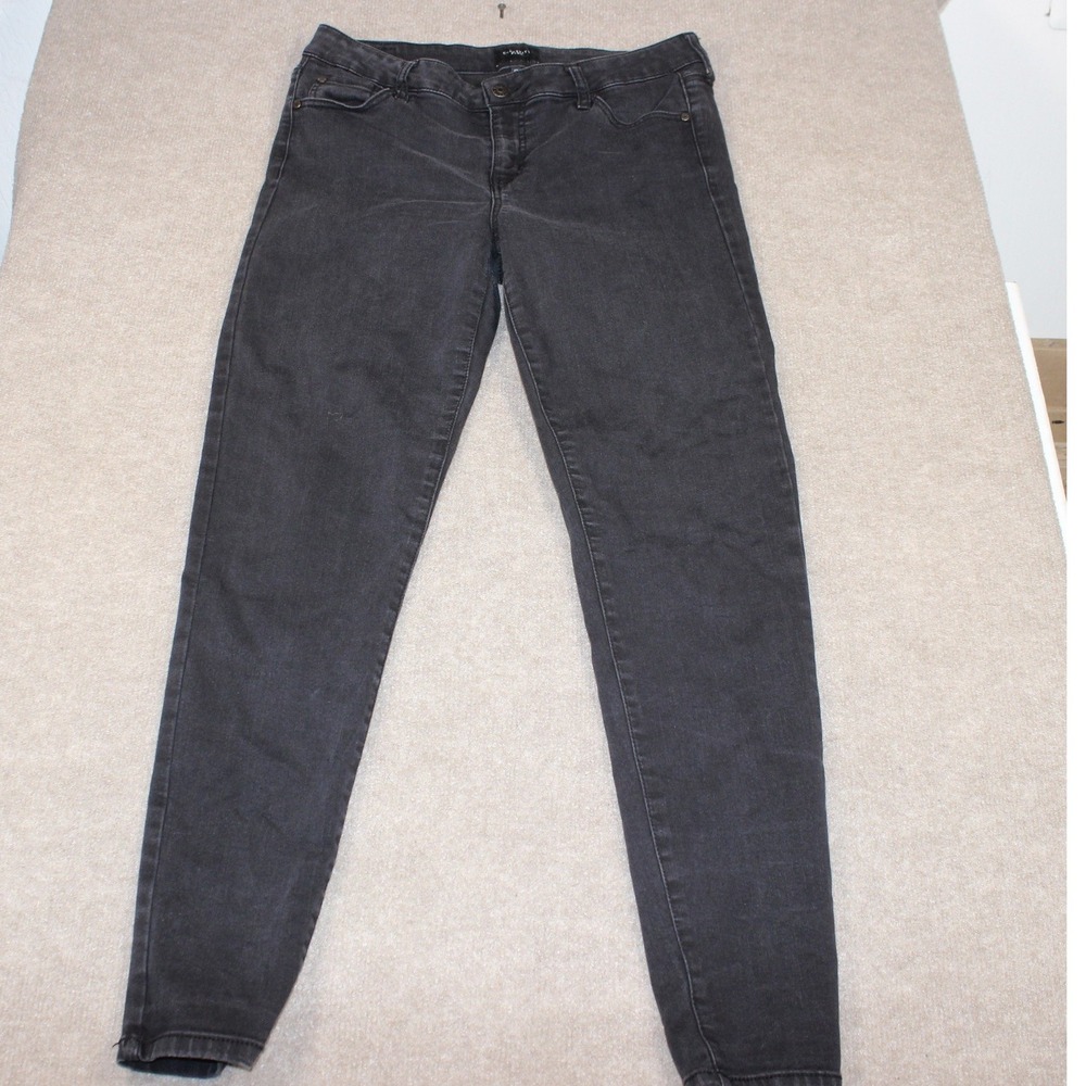 Celebrity Pink Dawson Super Skinny Jeans Black Denim Size 13/31 CJ2103BH20